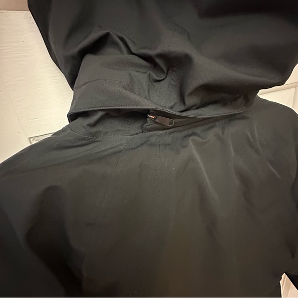 Athleta Outbound Parka - Picture 12 of 16